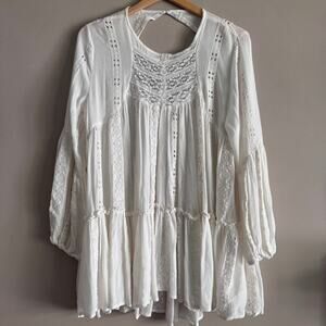 Free People Kiss Kiss Ivory Tunic Embroidered Floral Flowy Boho Top Blouse Small